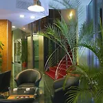 Ambient 4*
