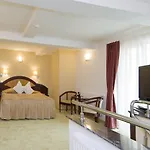 Ambient Hotel 4*