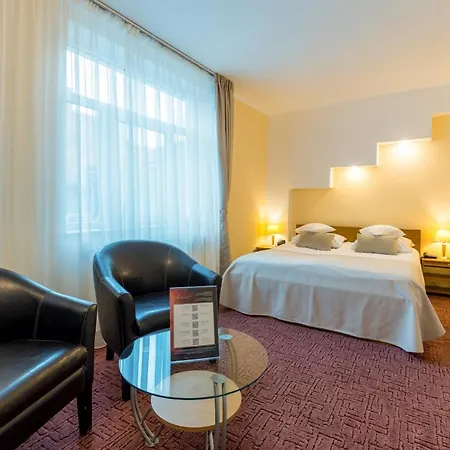 Hotel Ambient 4*