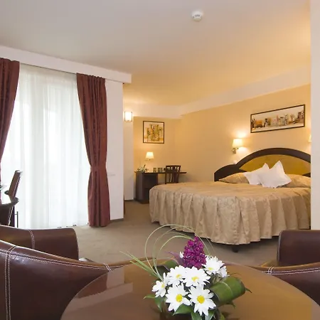 Ambient Μπρασόβ